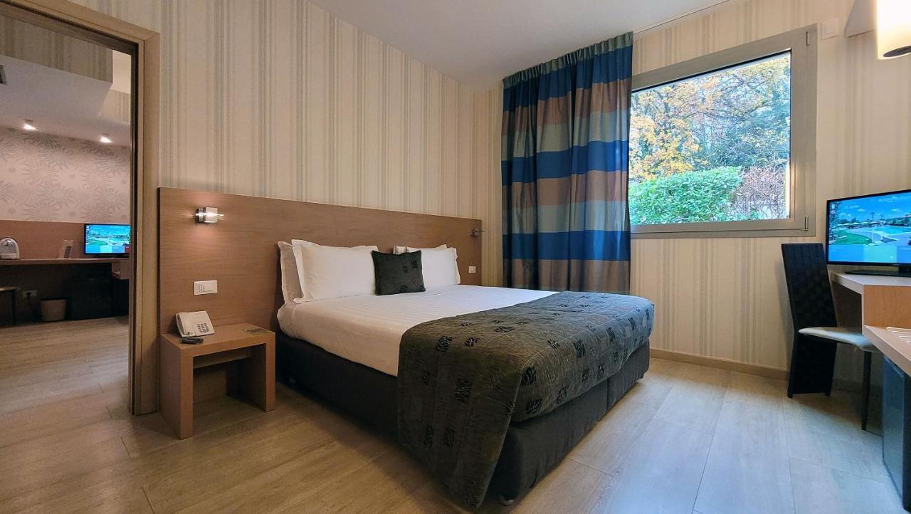 Relais Bellaria Hotel & Congressi San Lazzaro di Savena Exterior foto