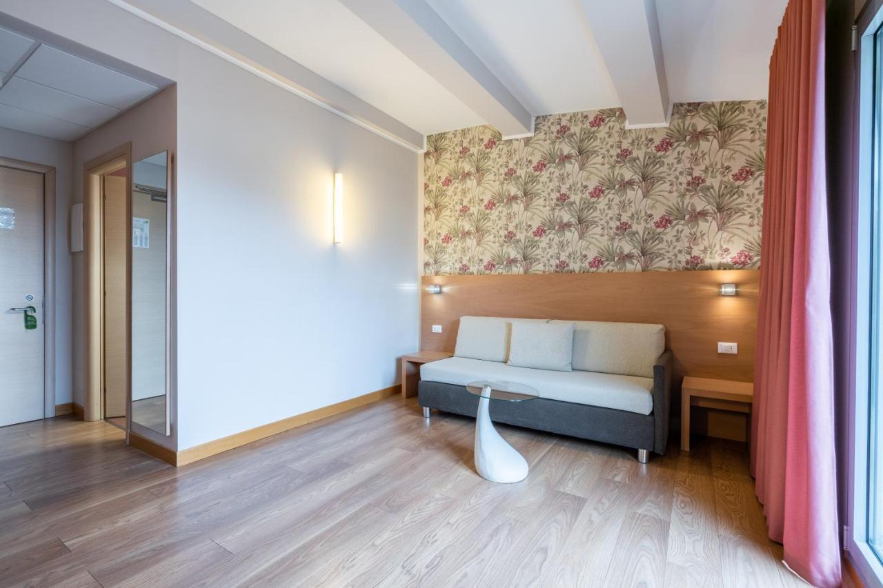 Relais Bellaria Hotel & Congressi San Lazzaro di Savena Exterior foto